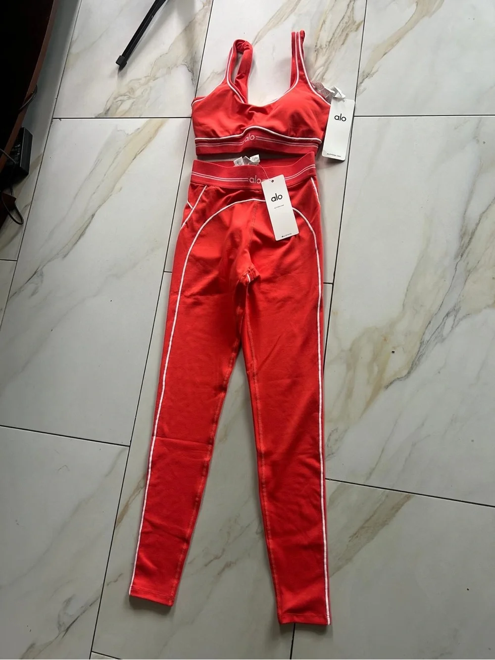 ALO Yoga Red High-Waist Leggings with Matching Sports Bra Set